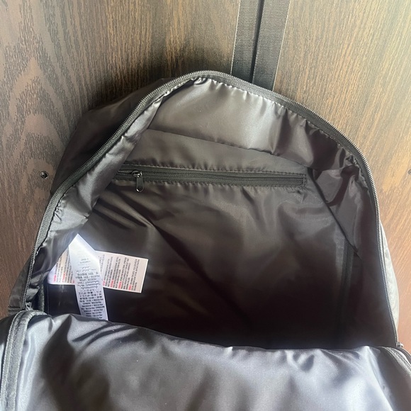 Jack Skellington backpack - Picture 3 of 4